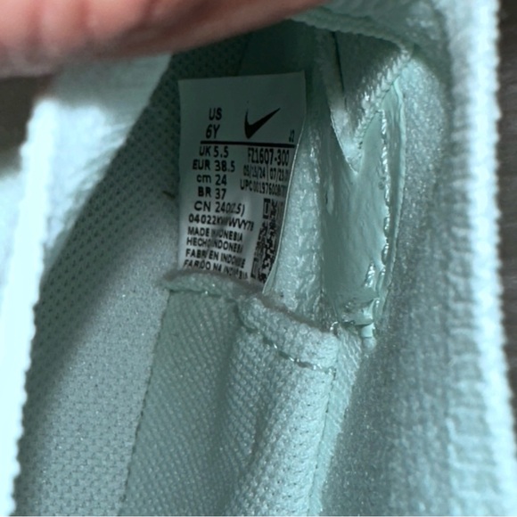 Nike Women's Air Zoom soccer CR7 Shoes - Blue and Orange - Picture 6 of 14